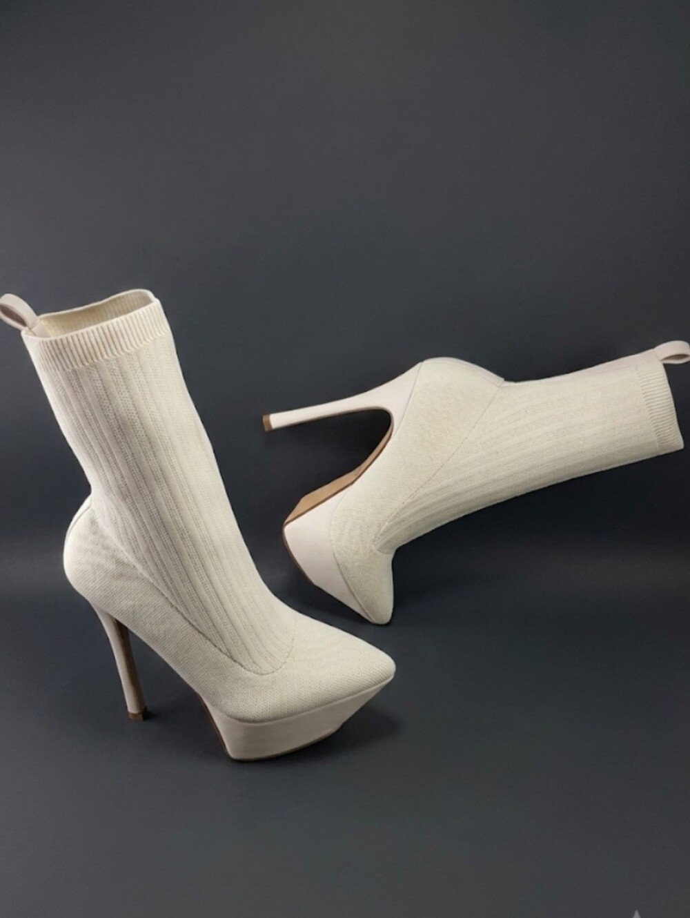 NWOT EGO Ambassadors White Knit Platform Stiletto Sock Boots, Size 6